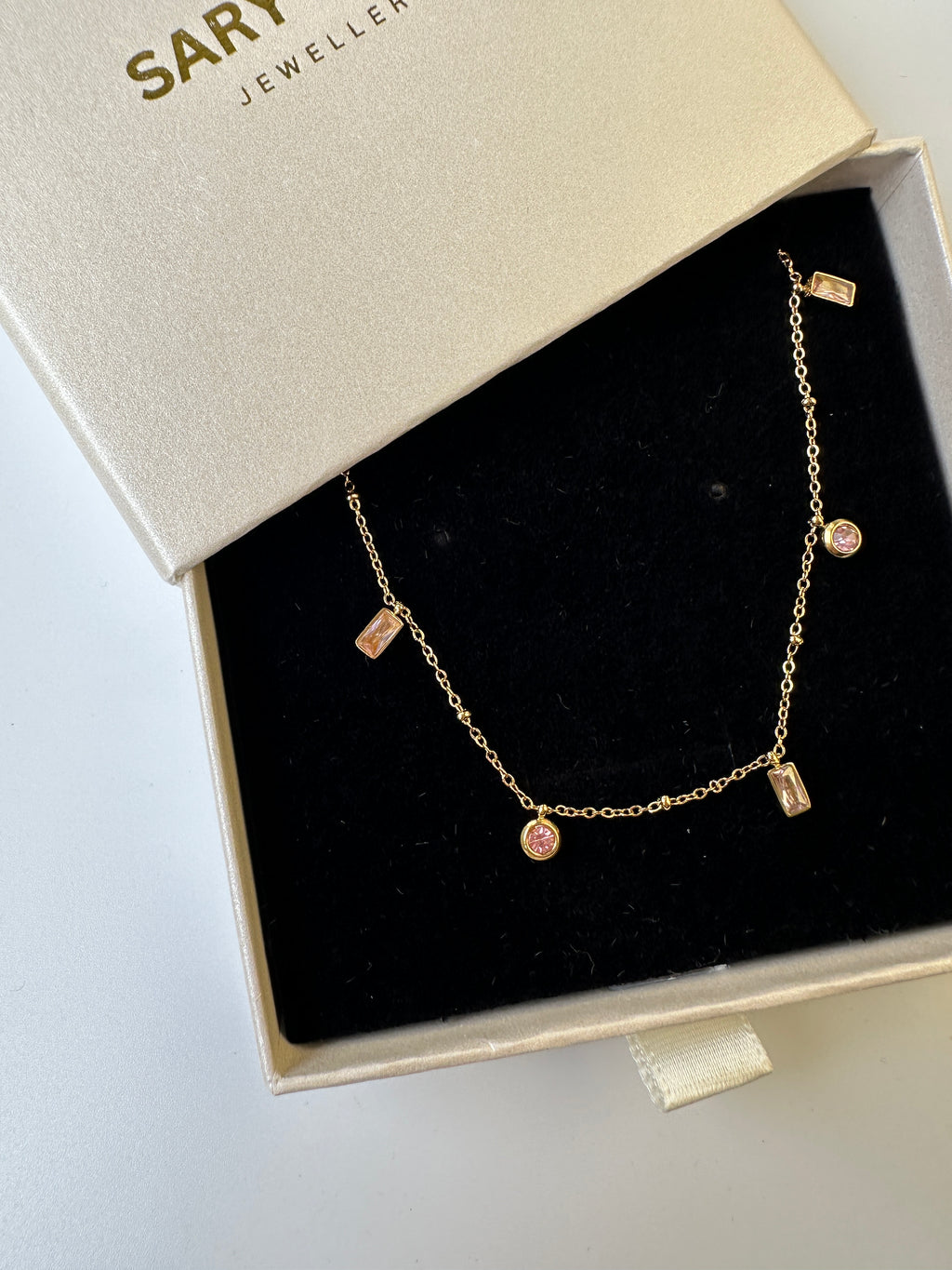 Ivy - Pink Dainty Zircon 18k gold plated stainless steel necklace
