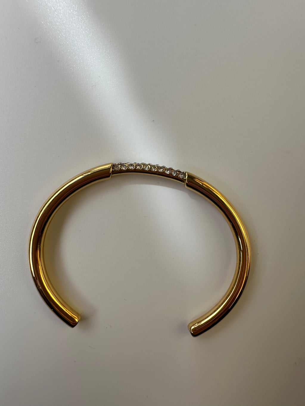 Liv - 18k gold plated stainless steel open zirconia bangle