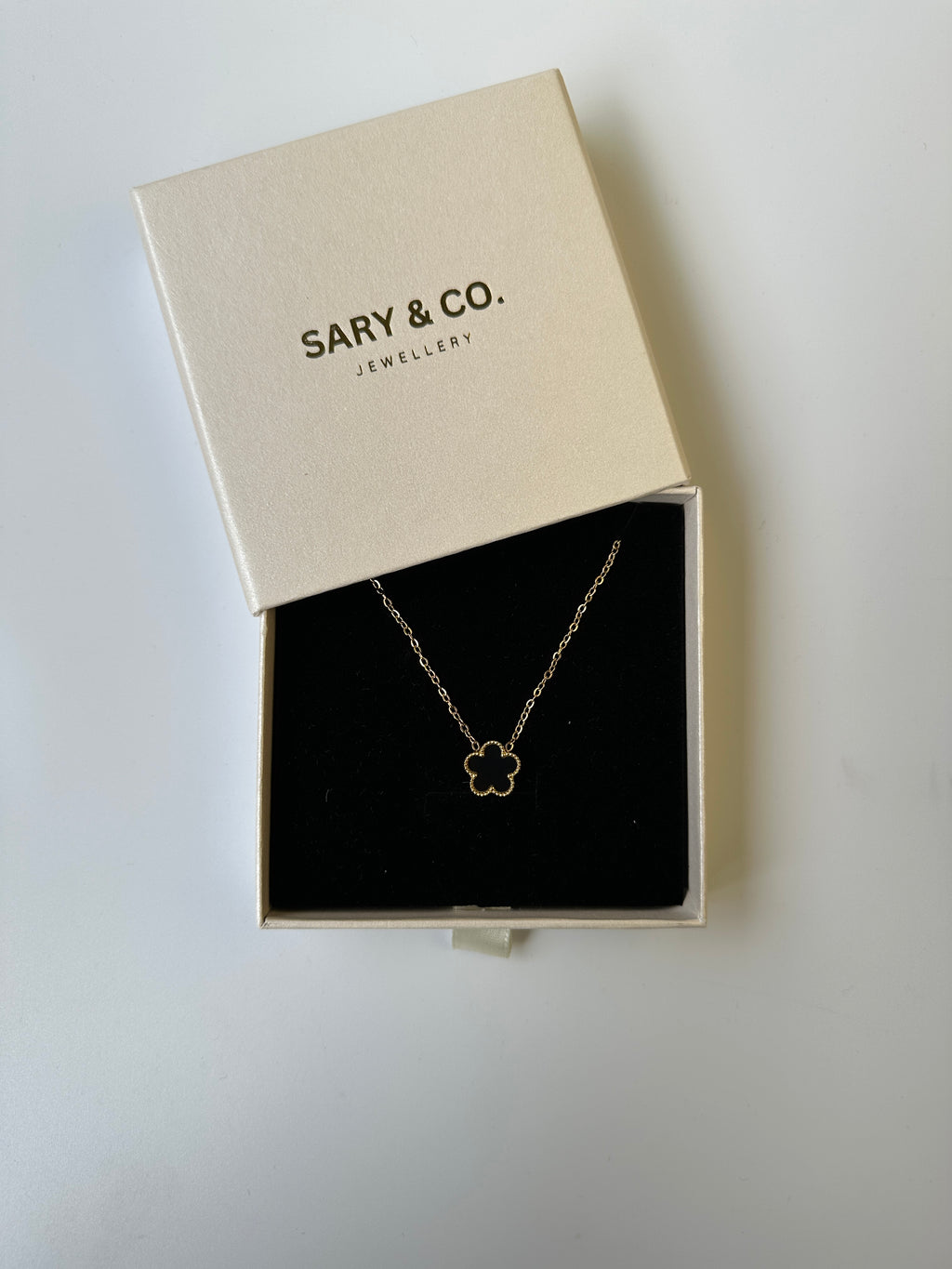 Serene - Clover 18k gold plated stainless steel necklace