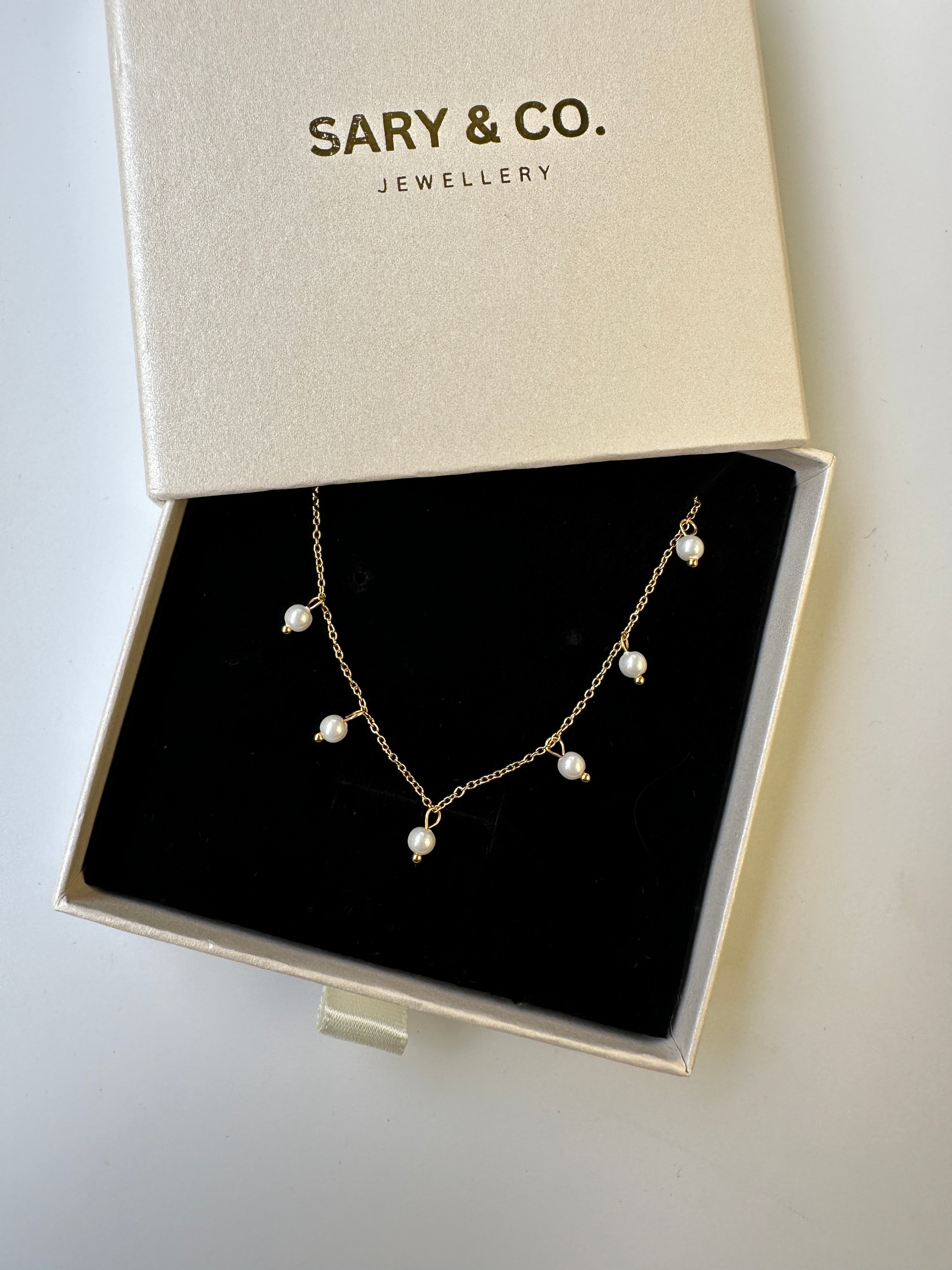 Azalea - Small Millet Pearls 18k gold plated stainless steel necklace