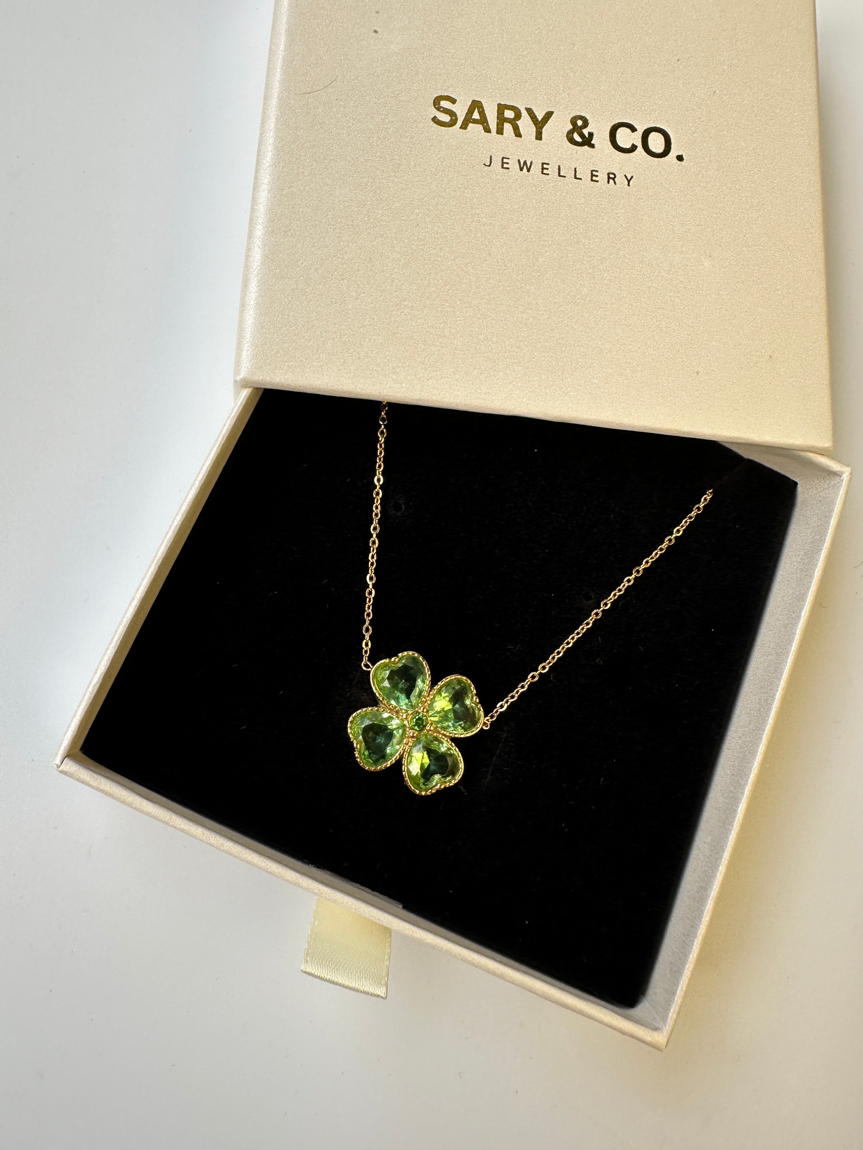 Mia - Green Heart Zircon Clover 18k gold plated stainless steel necklace