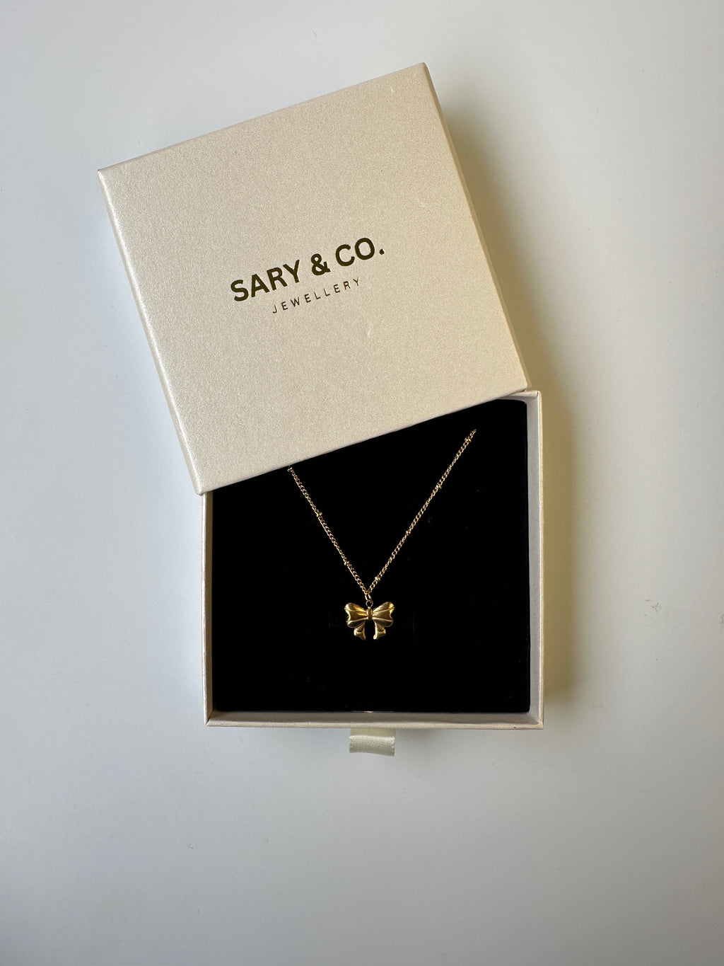 Venicia - Bow 18k gold plated stainless steel necklace