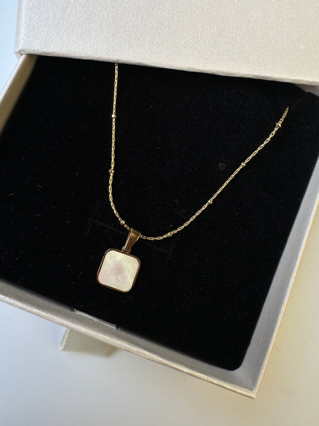 Ava - White Square 18k gold plated stainless steel necklace