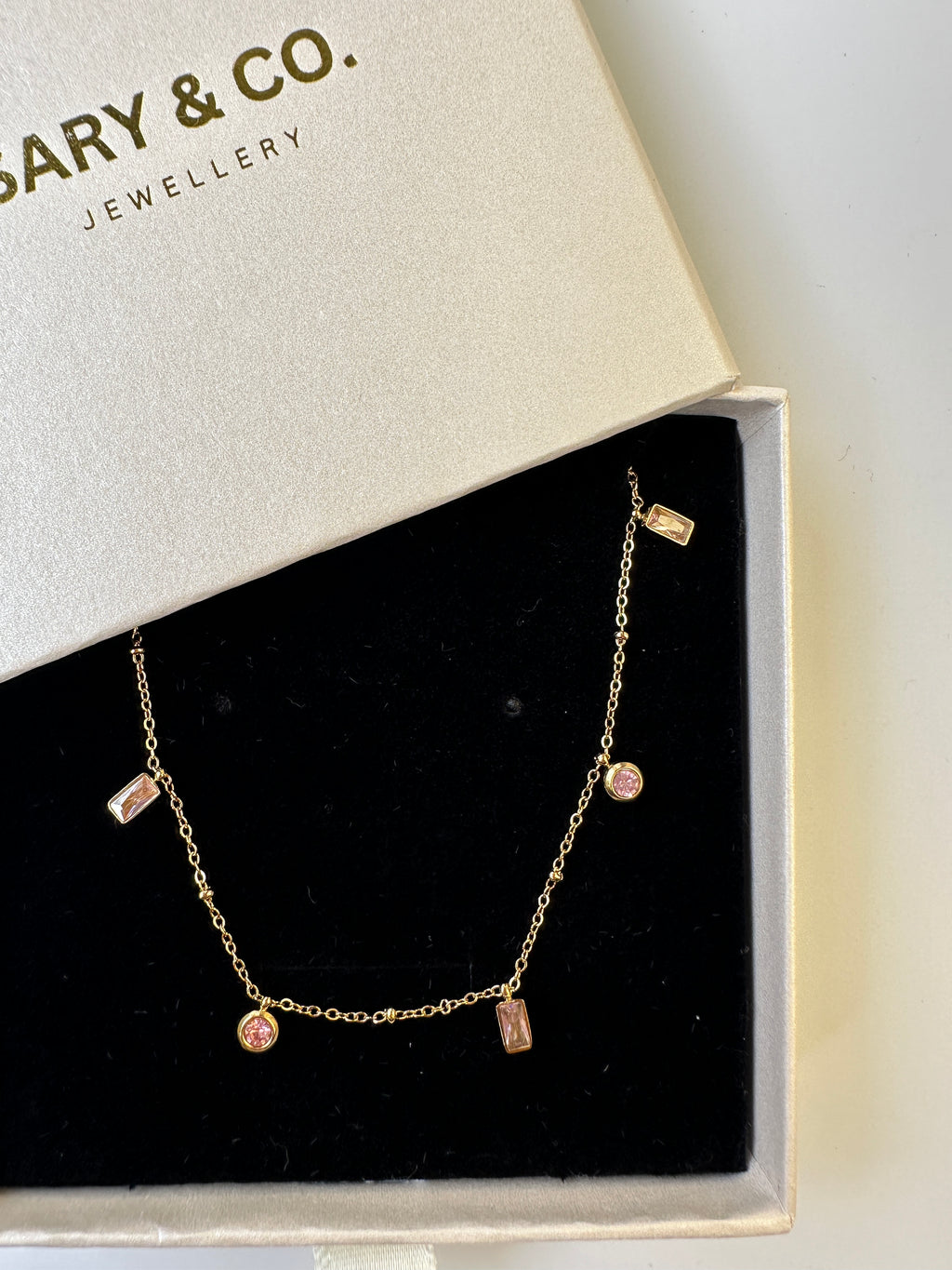 Ivy - Pink Dainty Zircon 18k gold plated stainless steel necklace