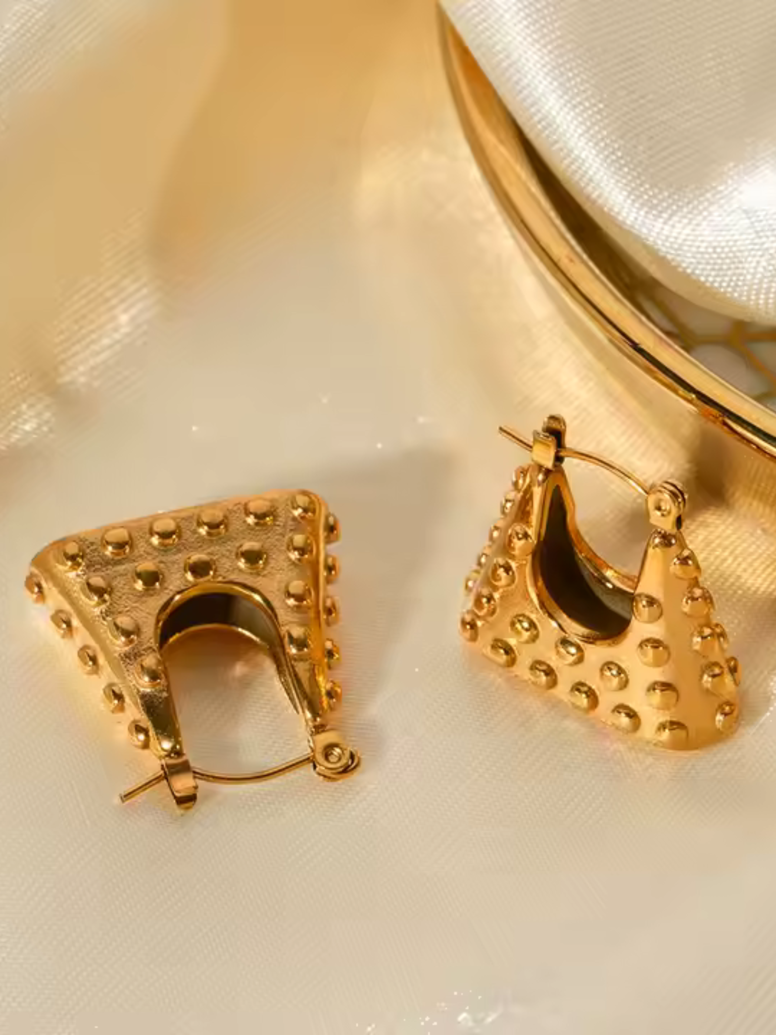 Vintage style bag earrings - 18k gold plated stainless steel earrings