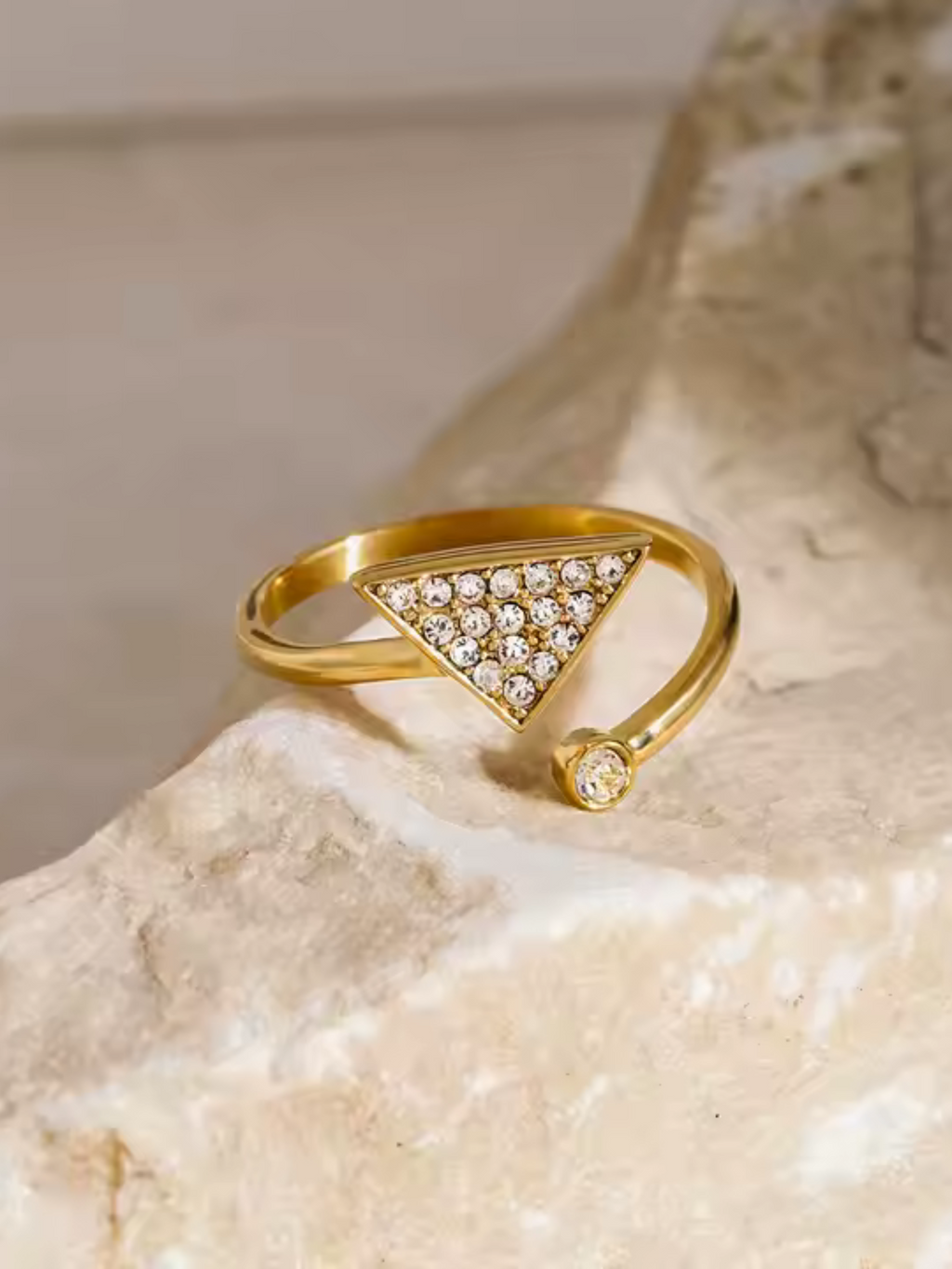Triangle rhinestone interlaced 18k gold plated adjustable ring
