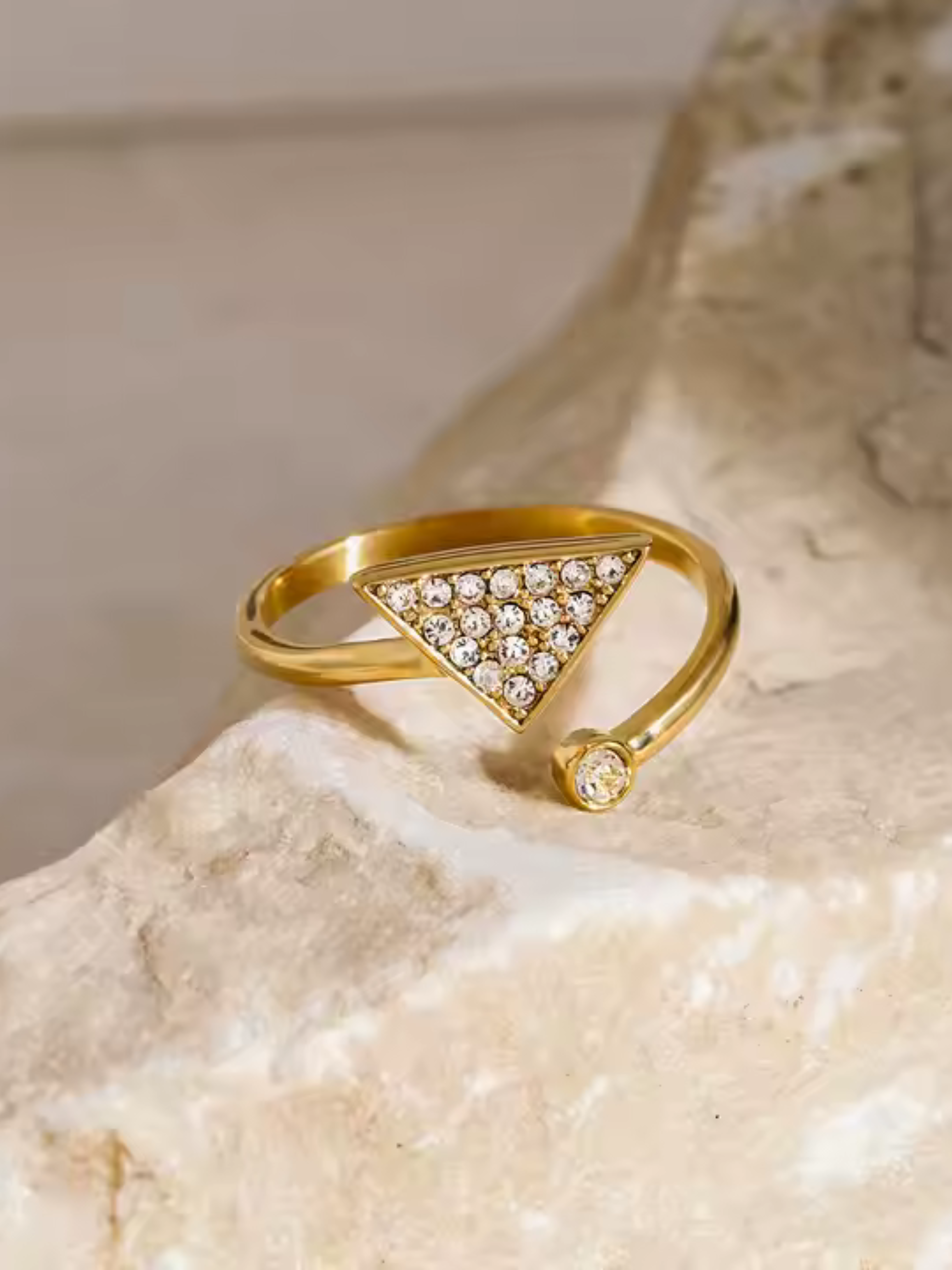 Triangle rhinestone interlaced 18k gold plated adjustable ring